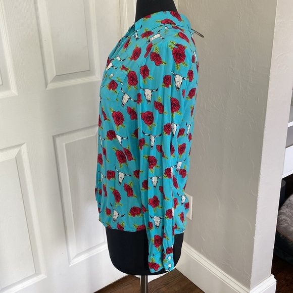 Roper Blue Button Down Shirt with Notched Collar - Picture 3 of 6